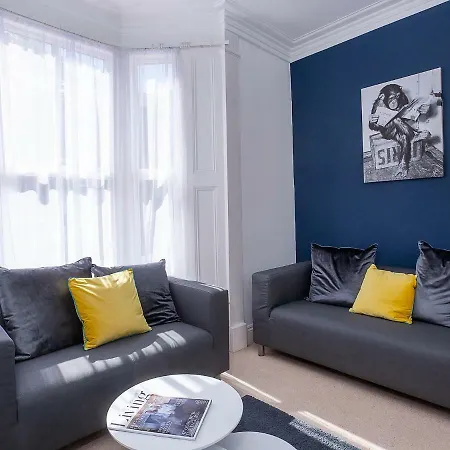 Minster View Townhouse *